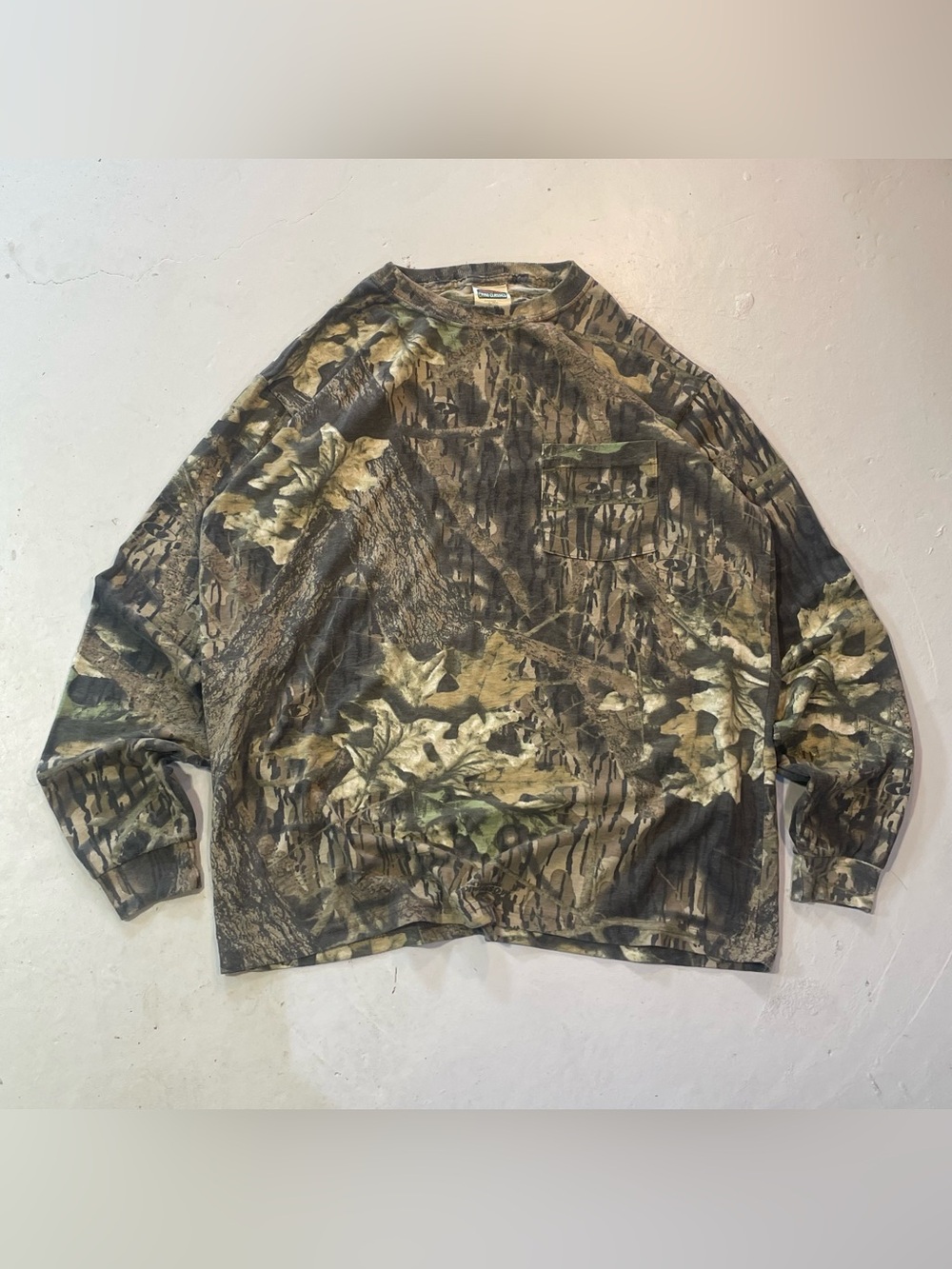 Mossy Oak Camo Classics Label in Green and Brown